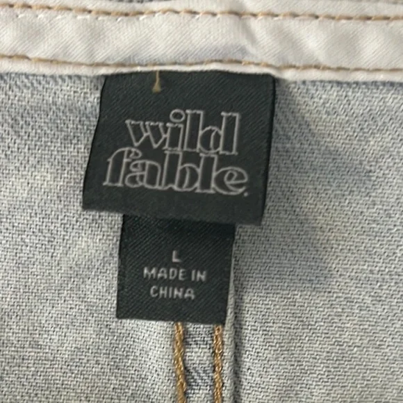 Wild Fable | Cropped Denim Vest | Light Wash Floral | Large | NWT - Picture 6 of 6
